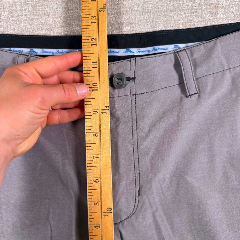 Tommy Bahama Shorts Mens 36/10 Gray Stretch Hybrid Flat Front Casual T821037 - Picture 4 of 13